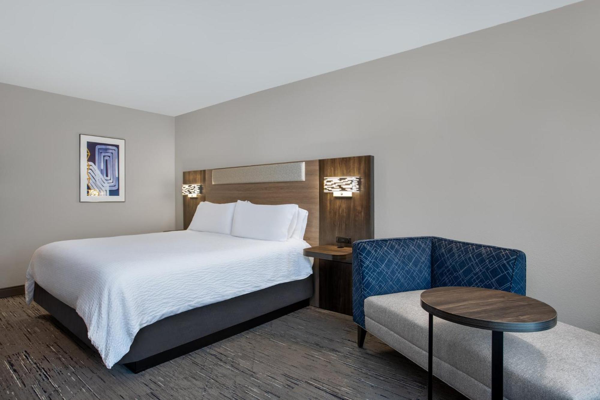 Holiday Inn Express Hotel & Suites Terre Haute By Ihg Екстер'єр фото