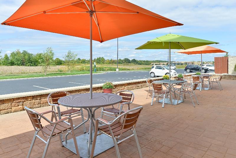 Holiday Inn Express Hotel & Suites Terre Haute By Ihg Екстер'єр фото